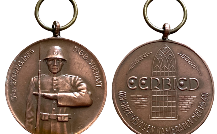 Penning Mei 1940 eerbied aan gevallen kameraden 3e en 27e regiment infanterie
